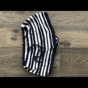 Blue and white knit shorts